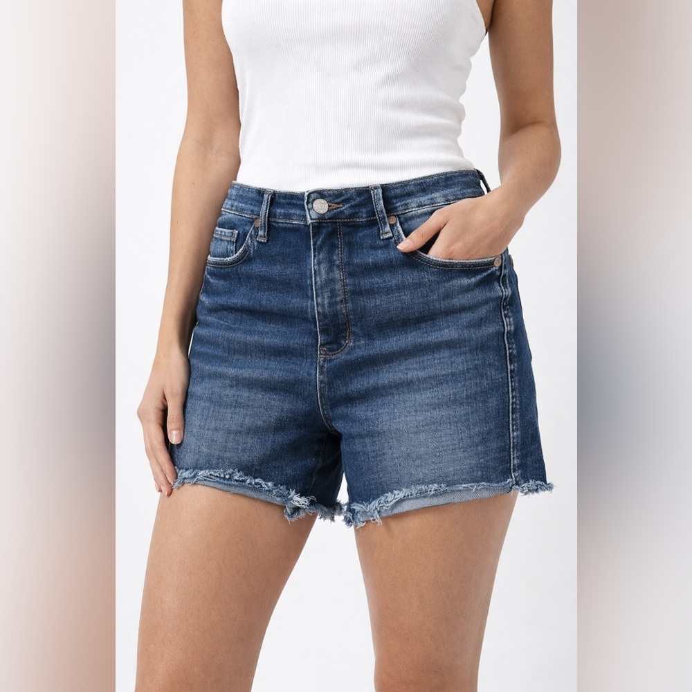Judy Blue Dark Wash Frayed Hem Denim Shorts Size Large Stretch Mid Rise